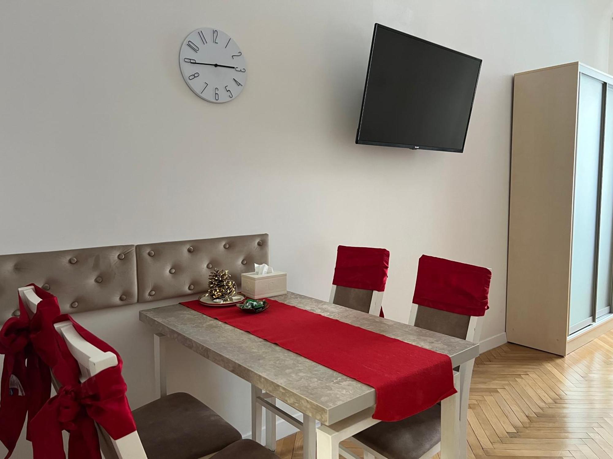 Siesta Apartment On Stefanyka リヴィウ エクステリア 写真